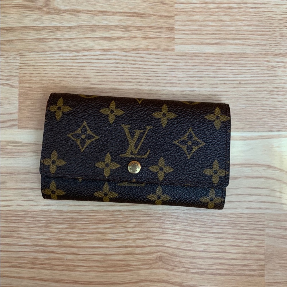 LOUIS VUITTON Compact Wallet